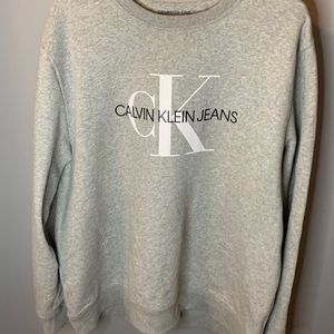 New Calvin Klein sweater